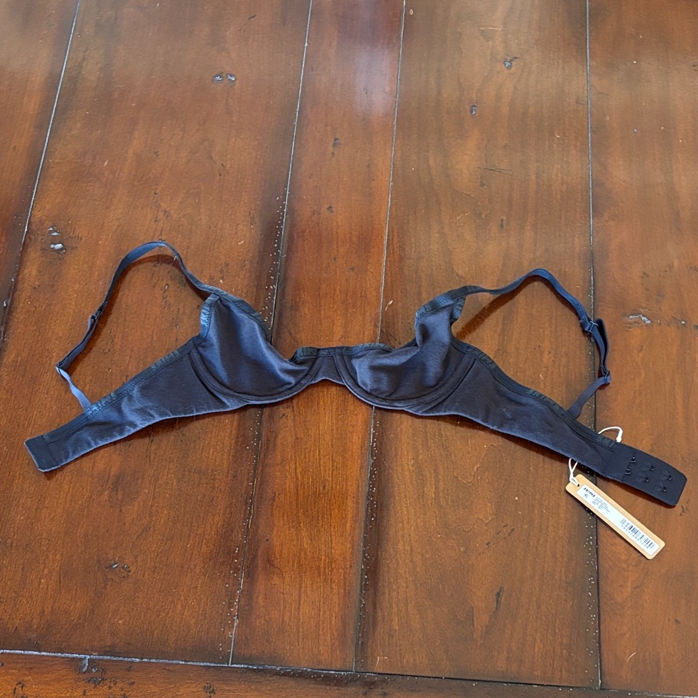 NWT SKIMS Cotton Logo Underwire Demi Bra in Black 32A